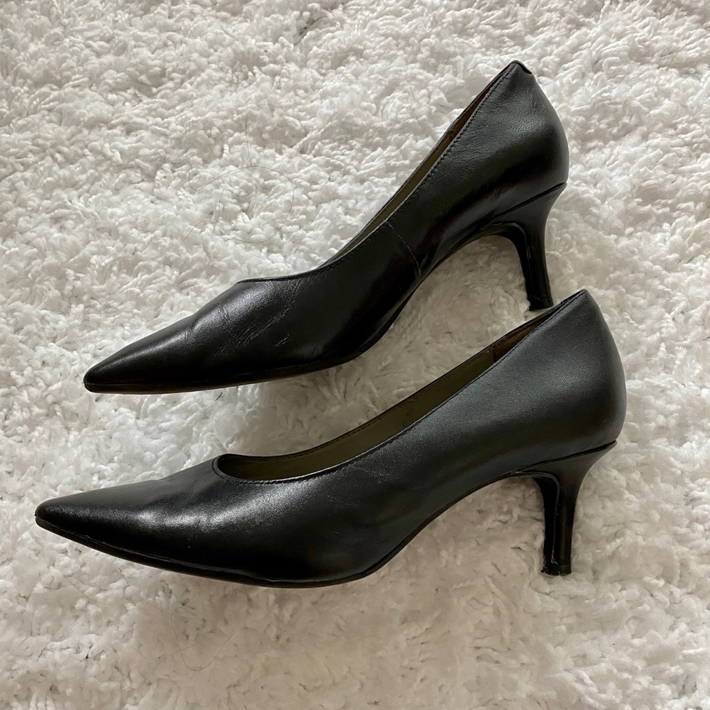 Aerosoles Black kitten heels